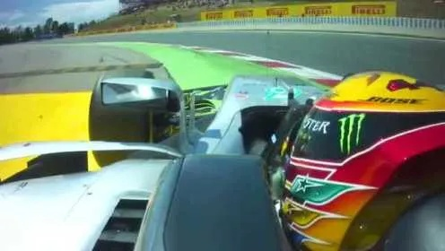 2017年F1赛车精彩视频大盘点-第2张图片-www.211178.com_果博福布斯